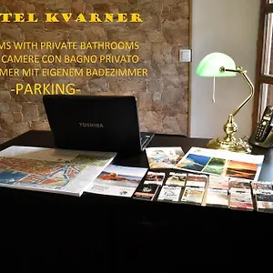 Ostello Kvarner- With Private Bathrooms, Fiume